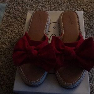 Red bow tie Sandal